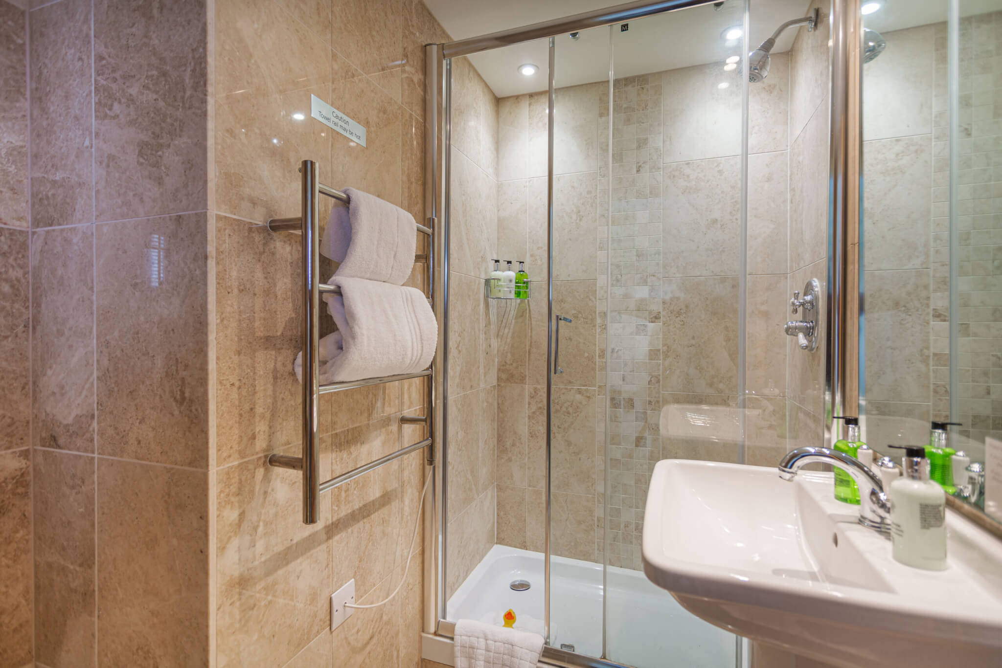 Classic Double Room Hotel Romsey 1 scaled