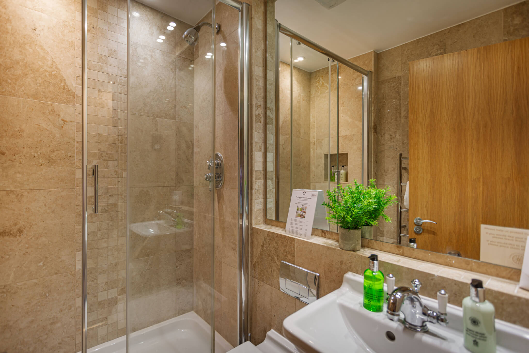 Classic Single Room Hotel Romsey 3 scaled