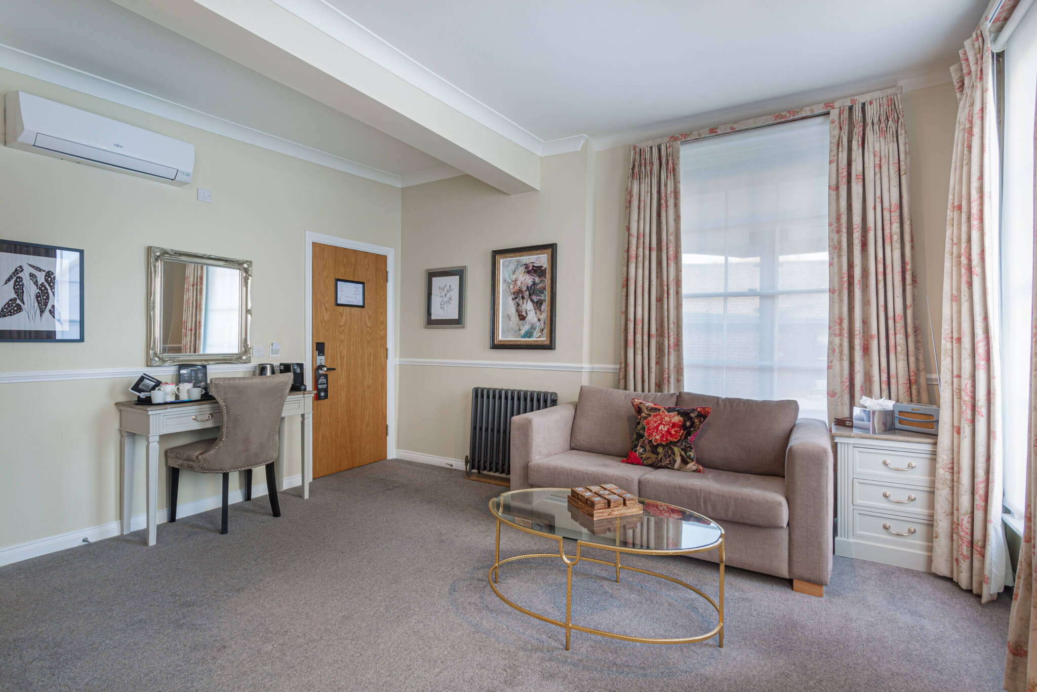Deluxe Double Room Hotel Romsey 11 scaled