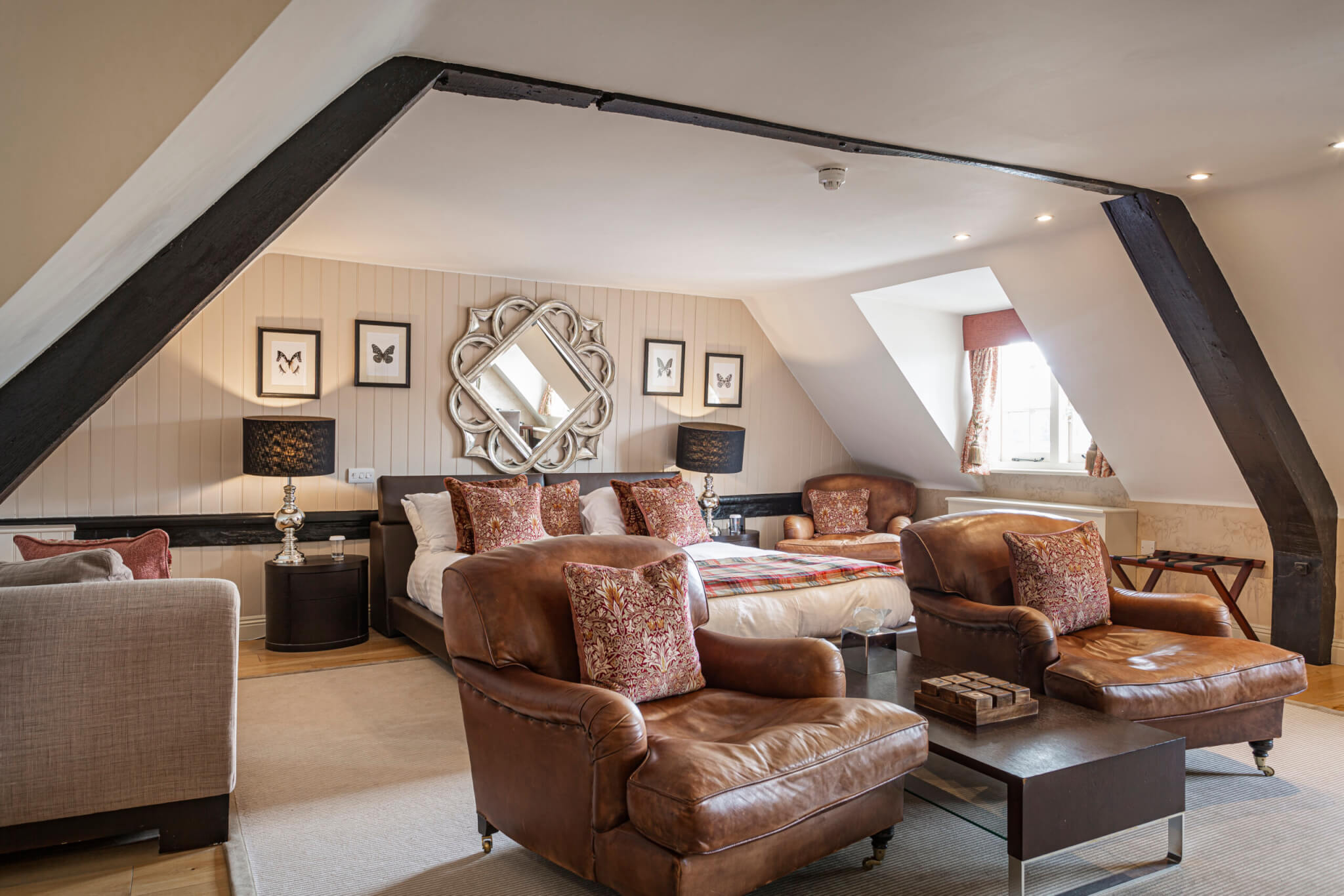 Deluxe Suite Hotel Romsey 1 scaled